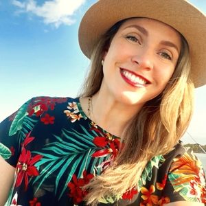 Meet your Posher, Looryee